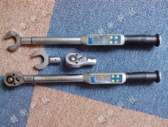 Ť����������