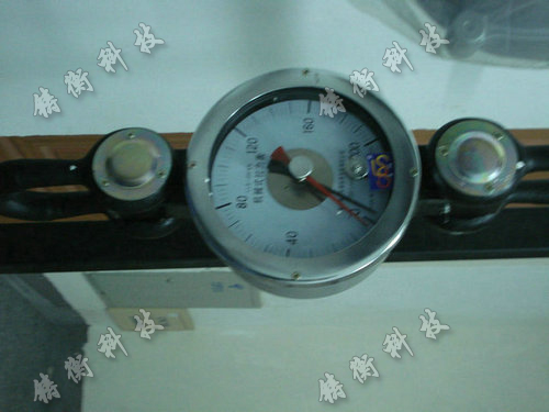 機(jī)械式測力計